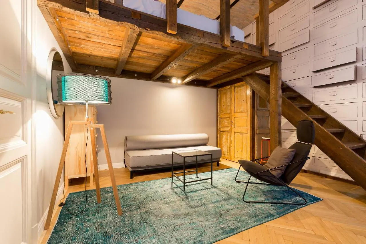 Deluxe Twin Studio In Kazinczy Street Apartment Budapest